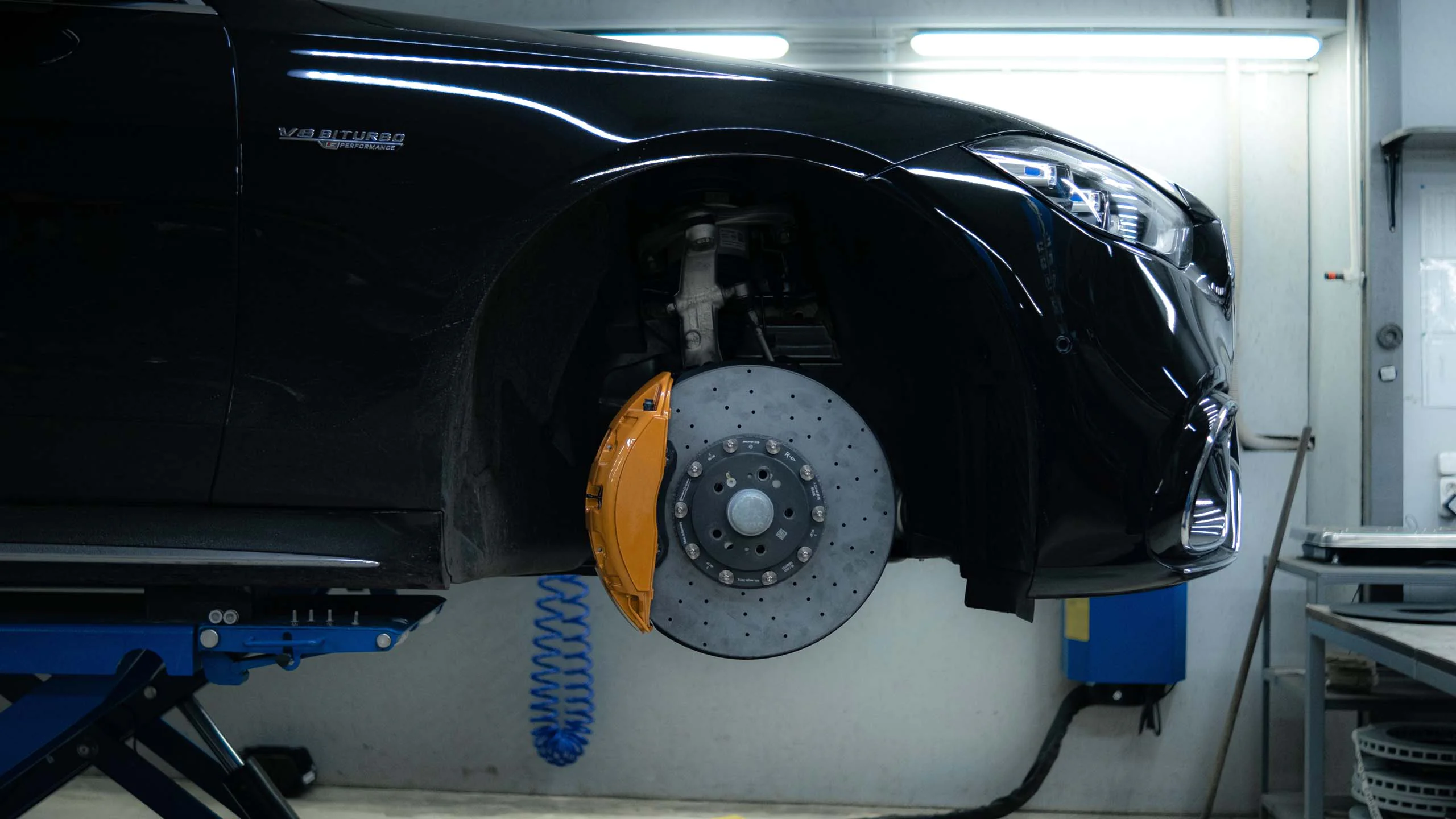 Carbon-ceramic brake system for Mercedes-Benz W223. Pic 1 Carbon-ceramic brake system for Mercedes-Benz W223. Pic 1