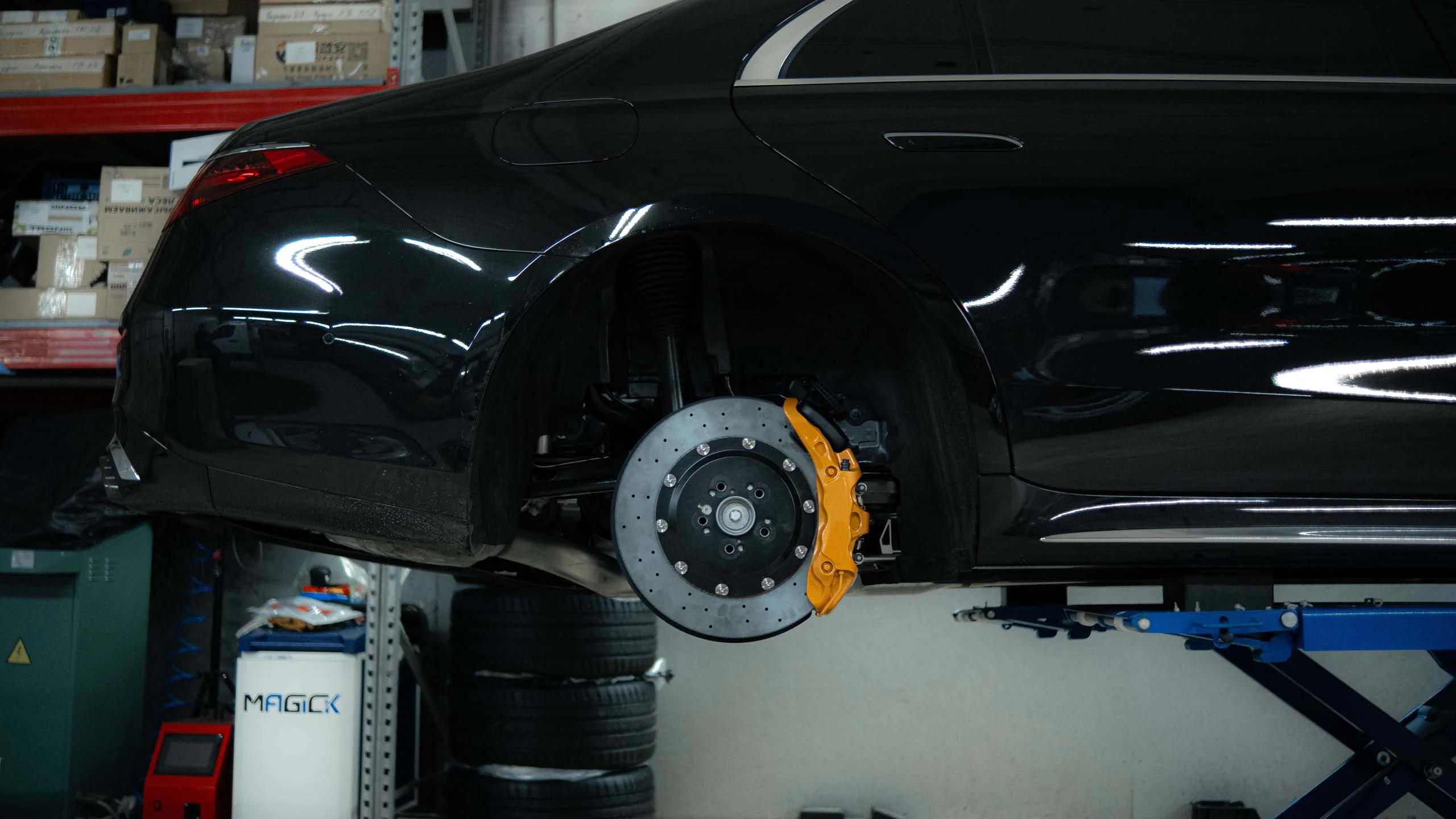 Carbon-ceramic brake system for Mercedes-Benz W223. Pic 6 Carbon-ceramic brake system for Mercedes-Benz W223. Pic 6