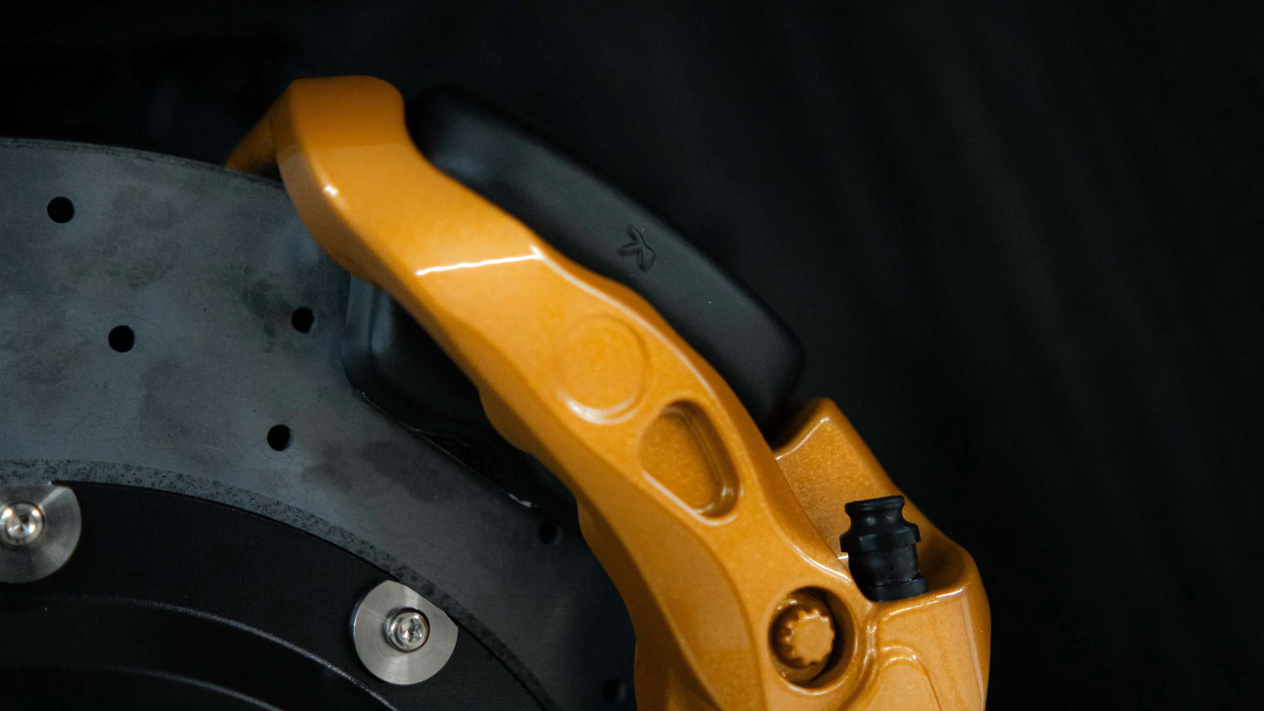 Carbon-ceramic brake system for Mercedes-Benz W223. Pic 8 Carbon-ceramic brake system for Mercedes-Benz W223. Pic 8