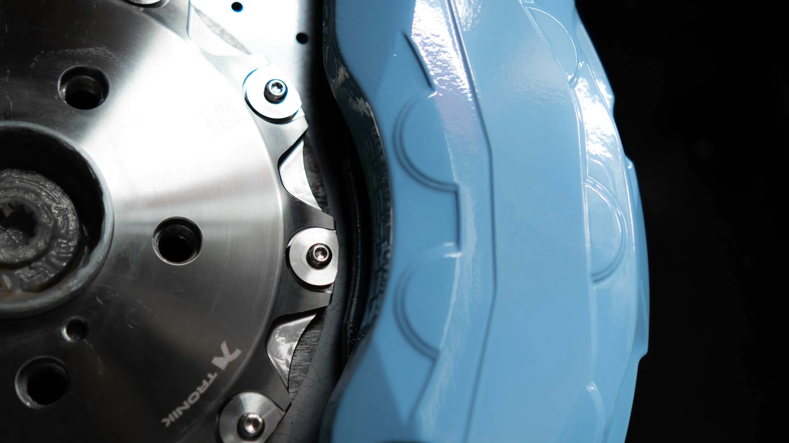 Carbon-ceramic brake system for Rolls-Royce Ghost. Pic 7 Carbon-ceramic brake system for Rolls-Royce Ghost. Pic 7