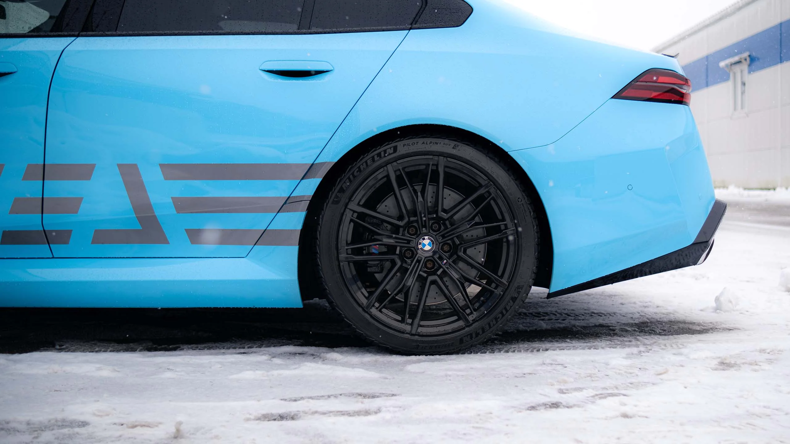 Carbon ceramic brake system for BMW G90. Pic 13 Carbon ceramic brake system for BMW G90. Pic 13