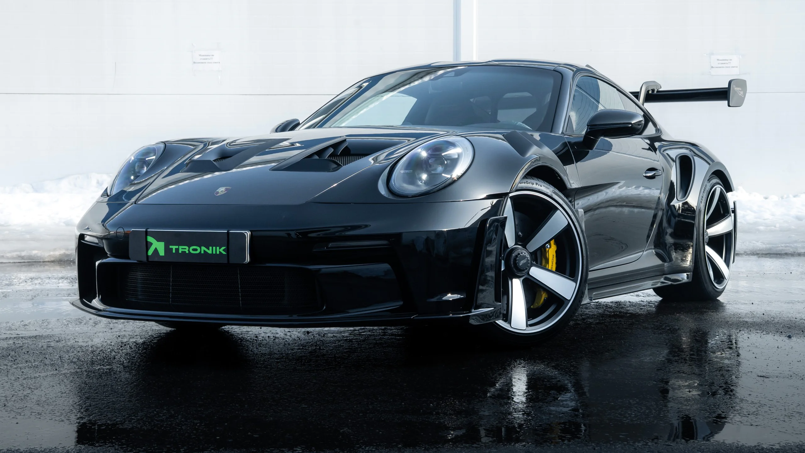 Brake disks kit for Porsche 992 GT3 RS 9