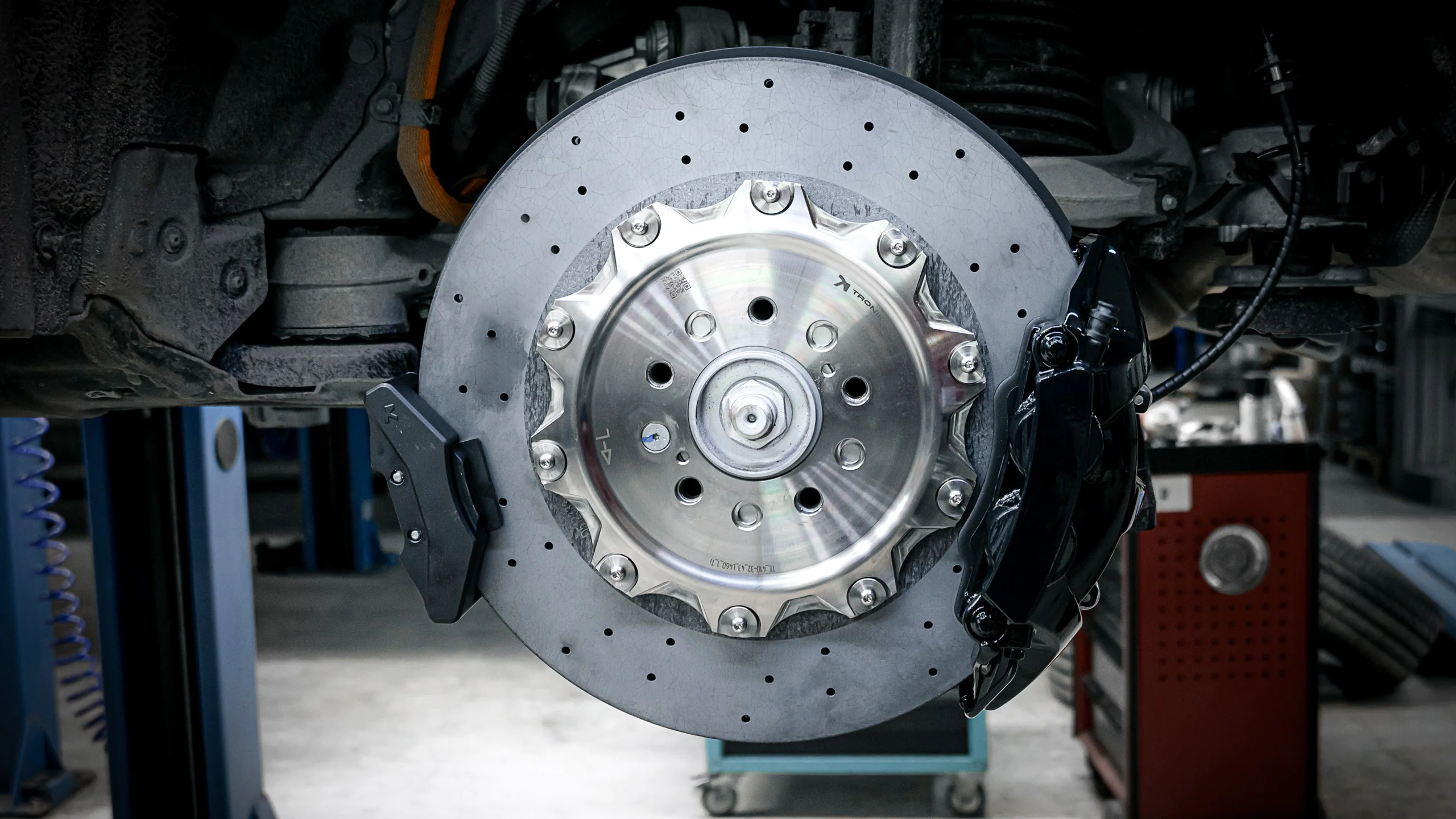 Carbon-ceramic brake system for Range Rover L460 10 | Carbon-ceramic brake system for Range Rover L460 Carbon-ceramic brake system for Range Rover L460 Picture 10