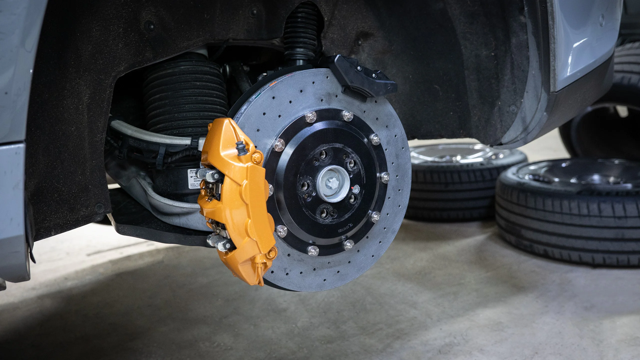 Brake system for MB W167-166 Picture 1