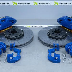 Upgrade kit for BMW G70 brake system 1 | Upgrade kit for BMW G70 brake system | High Performance Tuning of brake systems for all cars: BMW, Mercedes, Audi, VW, Bentley, Maseratti and etc Carbon-ceramic brake system for BMW G70 Picture 1