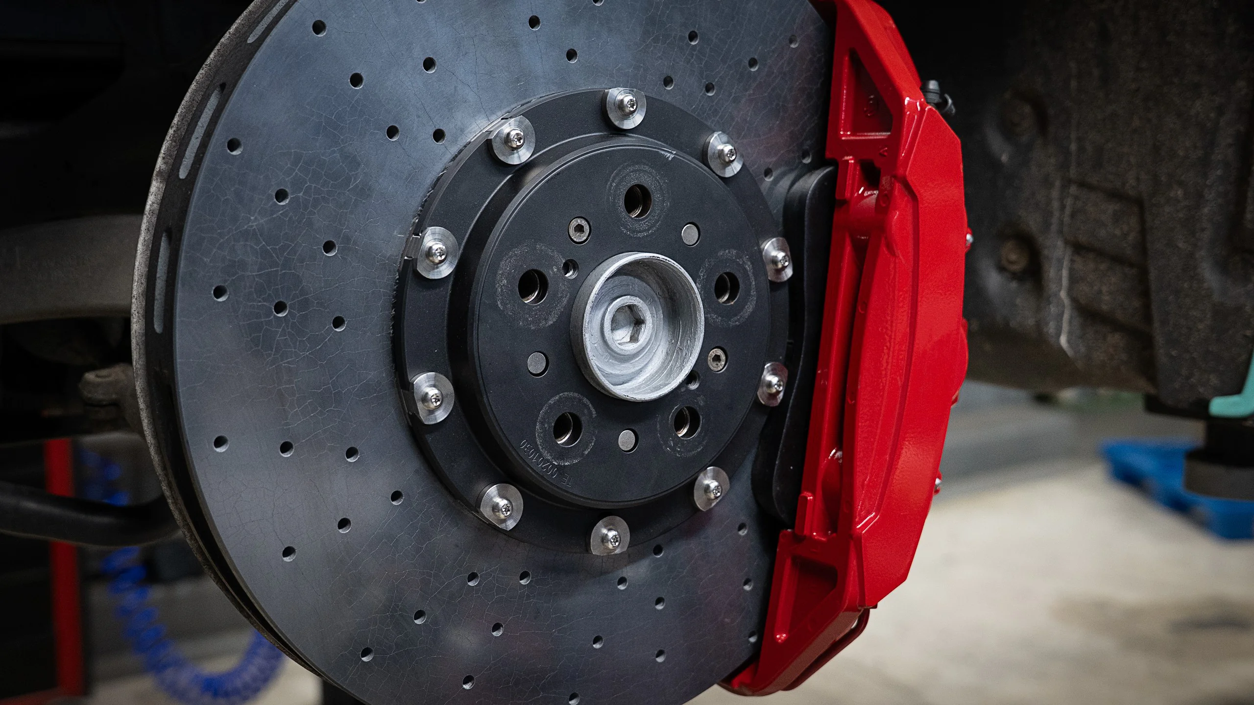 Brake system for BMW F90 Picture 1