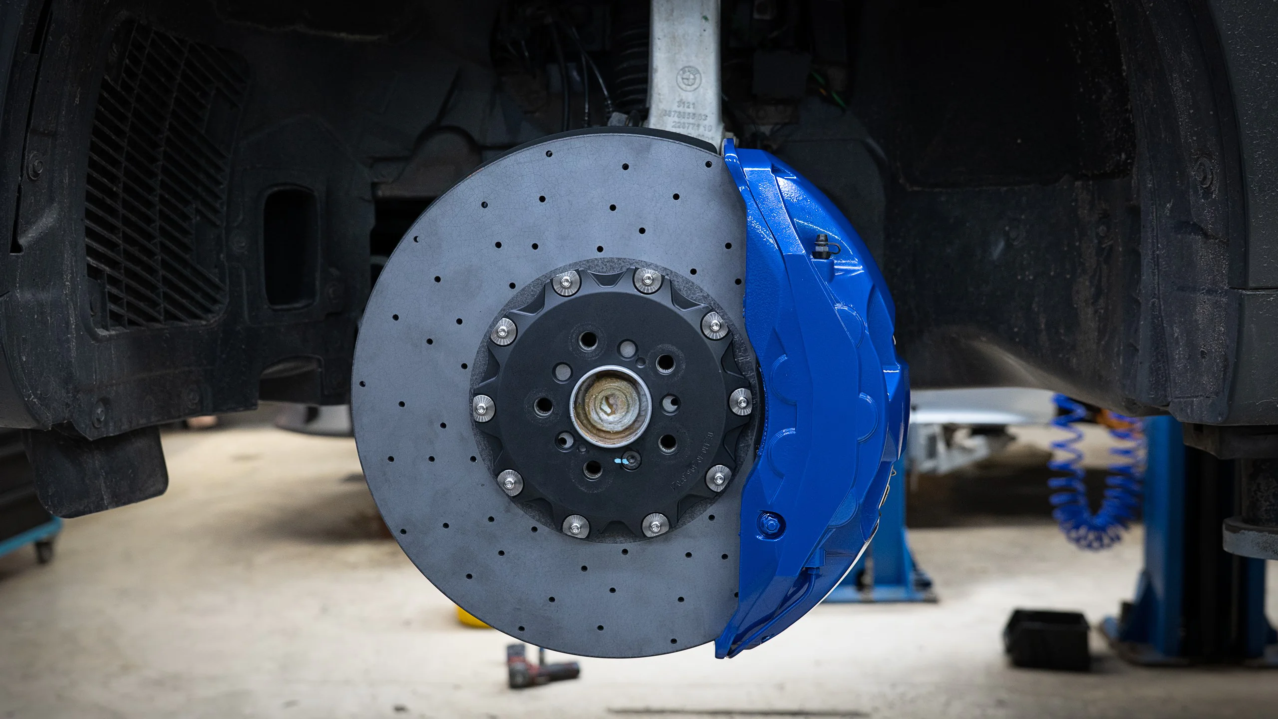 Carbon-ceramic brake system for BMW G07 8 | Carbon-ceramic brake system for BMW G07 | High Performance Tuning of brake systems for all cars: BMW, Mercedes, Audi, VW, Bentley, Maseratti and etc Carbon-ceramic brake system for BMW G07 Picture 8