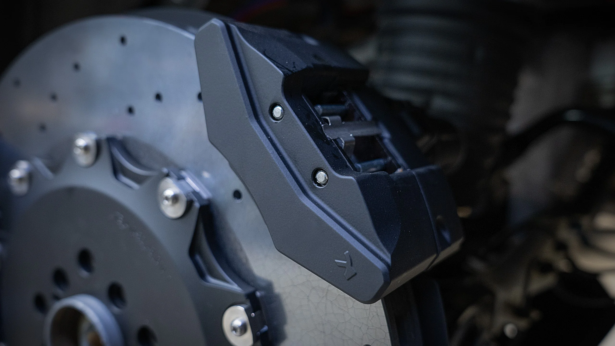Carbon-ceramic brake system for BMW G07 14 | Carbon-ceramic brake system for BMW G07 | High Performance Tuning of brake systems for all cars: BMW, Mercedes, Audi, VW, Bentley, Maseratti and etc Carbon-ceramic brake system for BMW G07 Picture 14