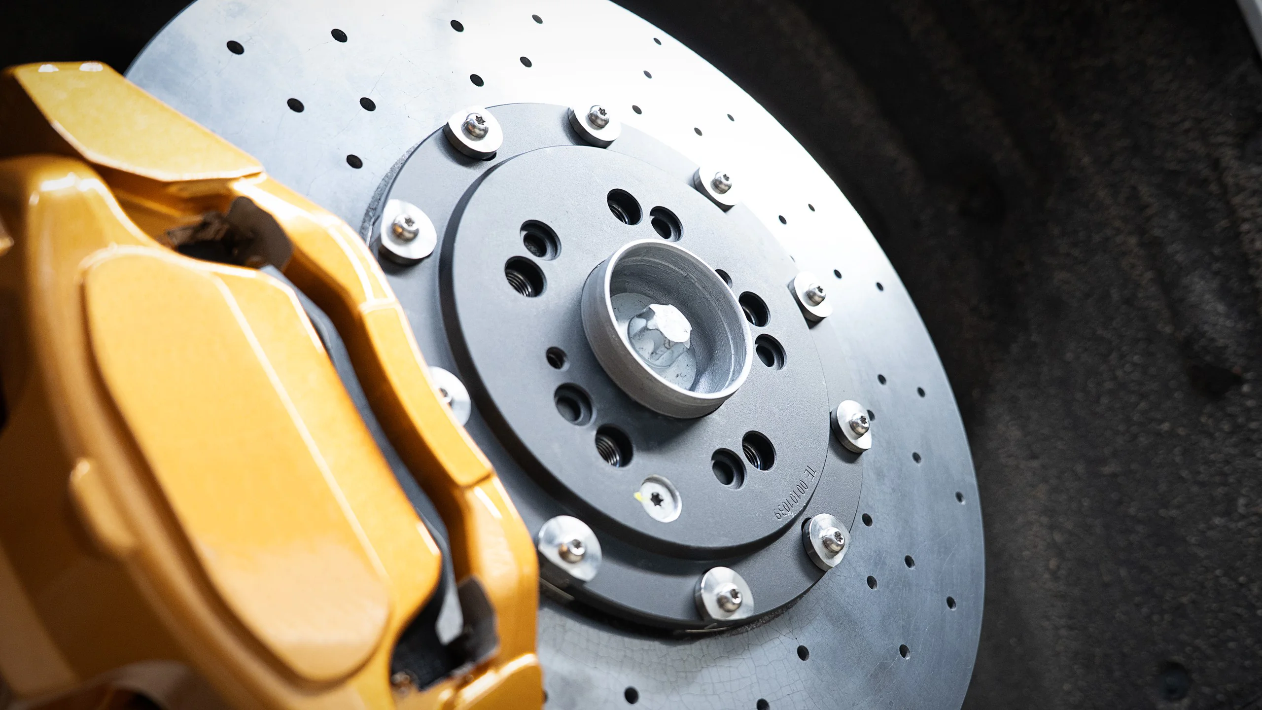 Carbon-ceramic brake system for MB W192 17 | Carbon-ceramic brake system for MB W192 Carbon-ceramic brake system for MB W192 Picture 17