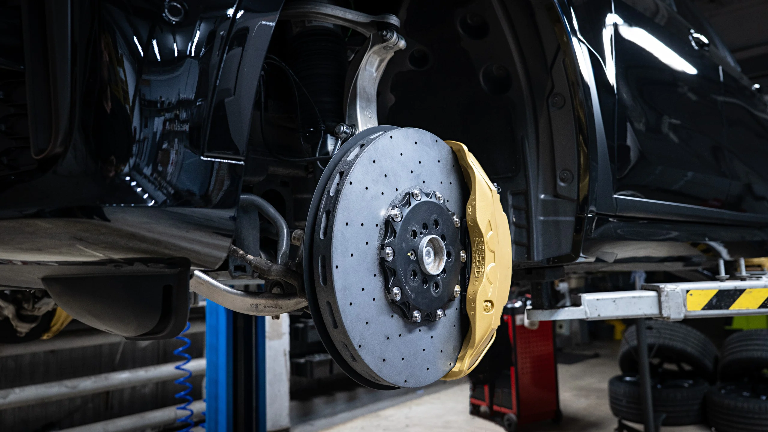 Carbon-ceramic brake system for BMW G07 6 | Carbon-ceramic brake system for BMW G07 Carbon-ceramic brake system for BMW G07 Picture 6