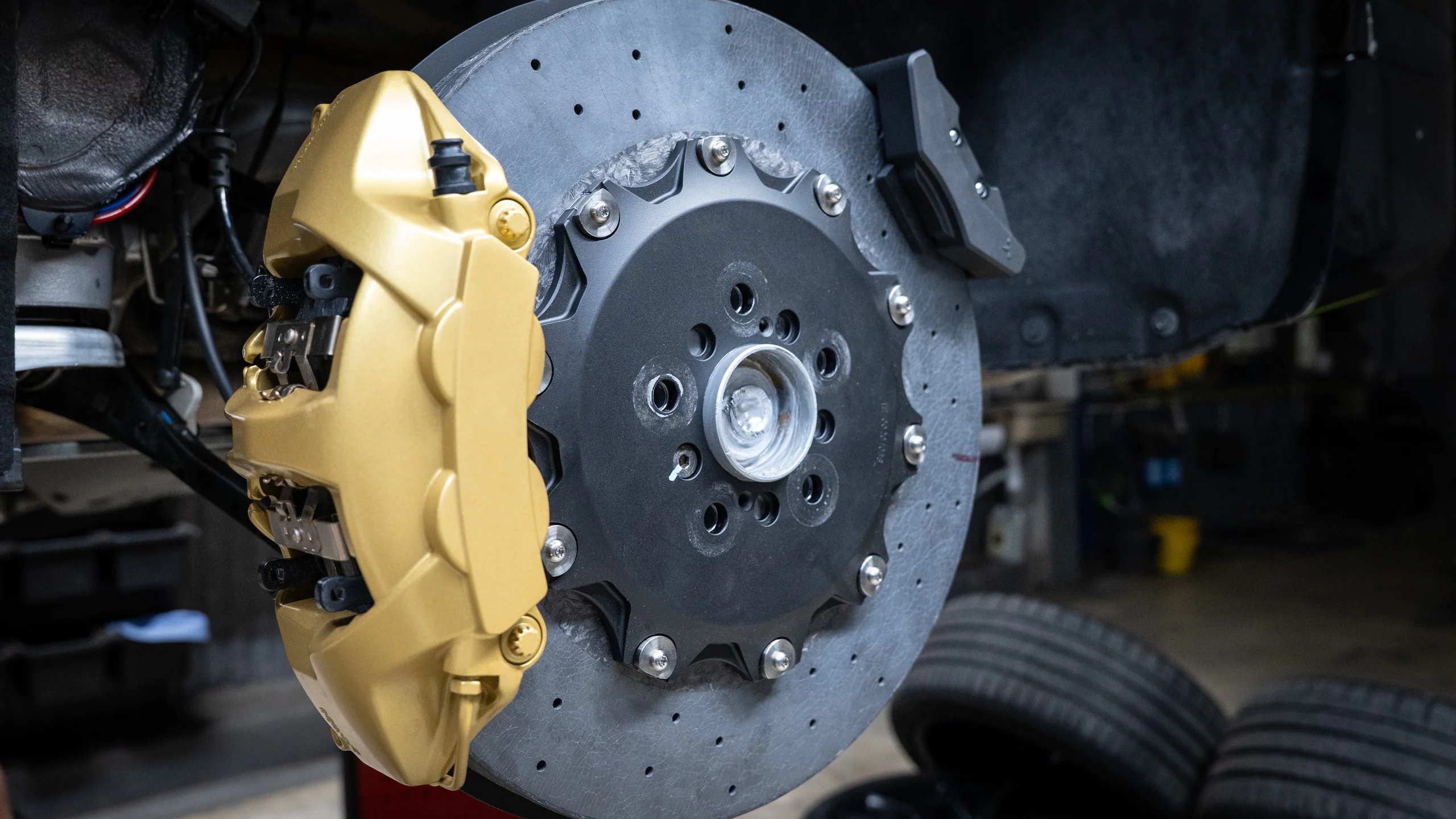 Carbon-ceramic brake system for BMW G07 8 | Carbon-ceramic brake system for BMW G07 Carbon-ceramic brake system for BMW G07 Picture 8