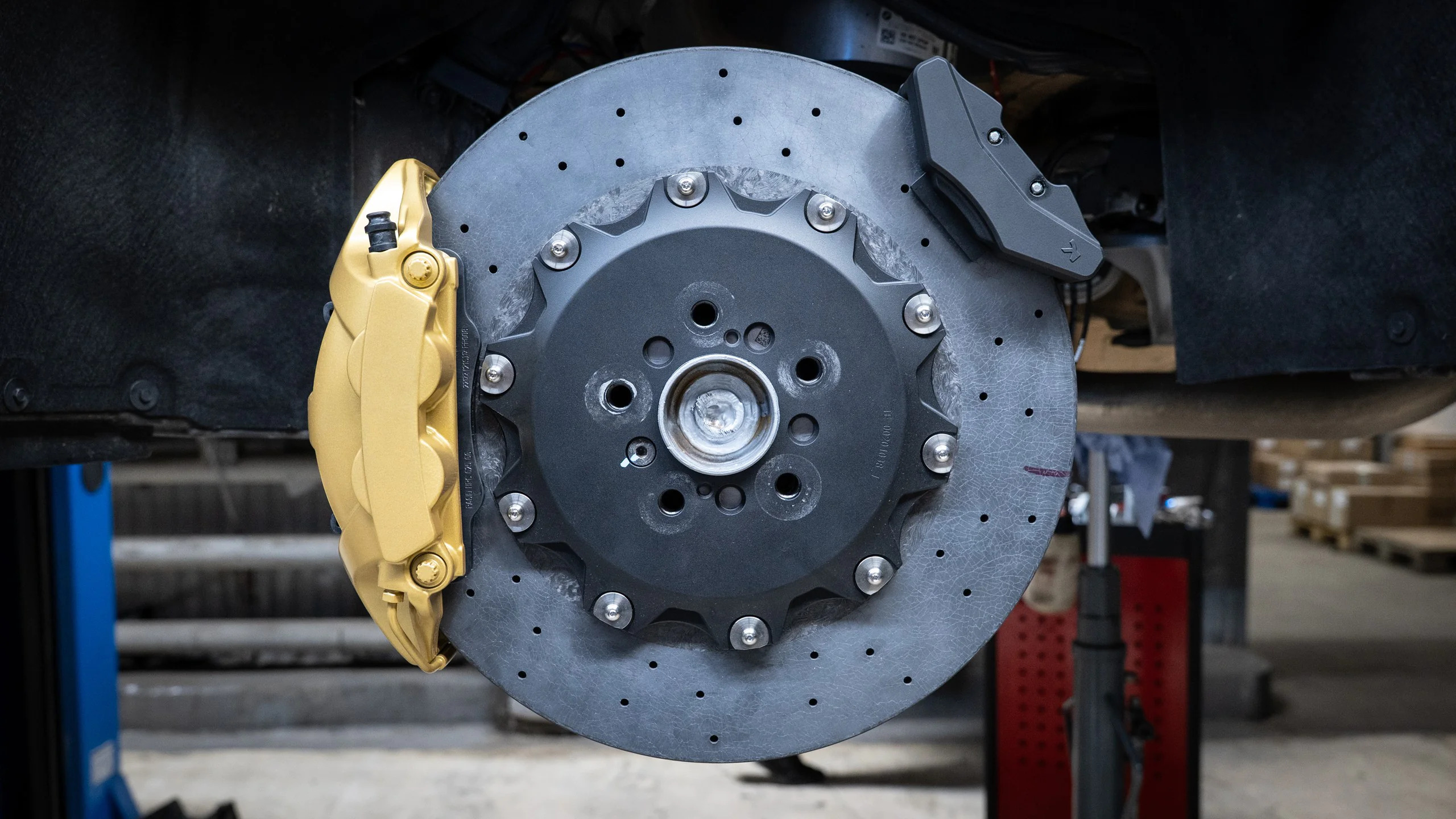 Carbon-ceramic brake system for BMW G07 9 | Carbon-ceramic brake system for BMW G07 Carbon-ceramic brake system for BMW G07 Picture 9