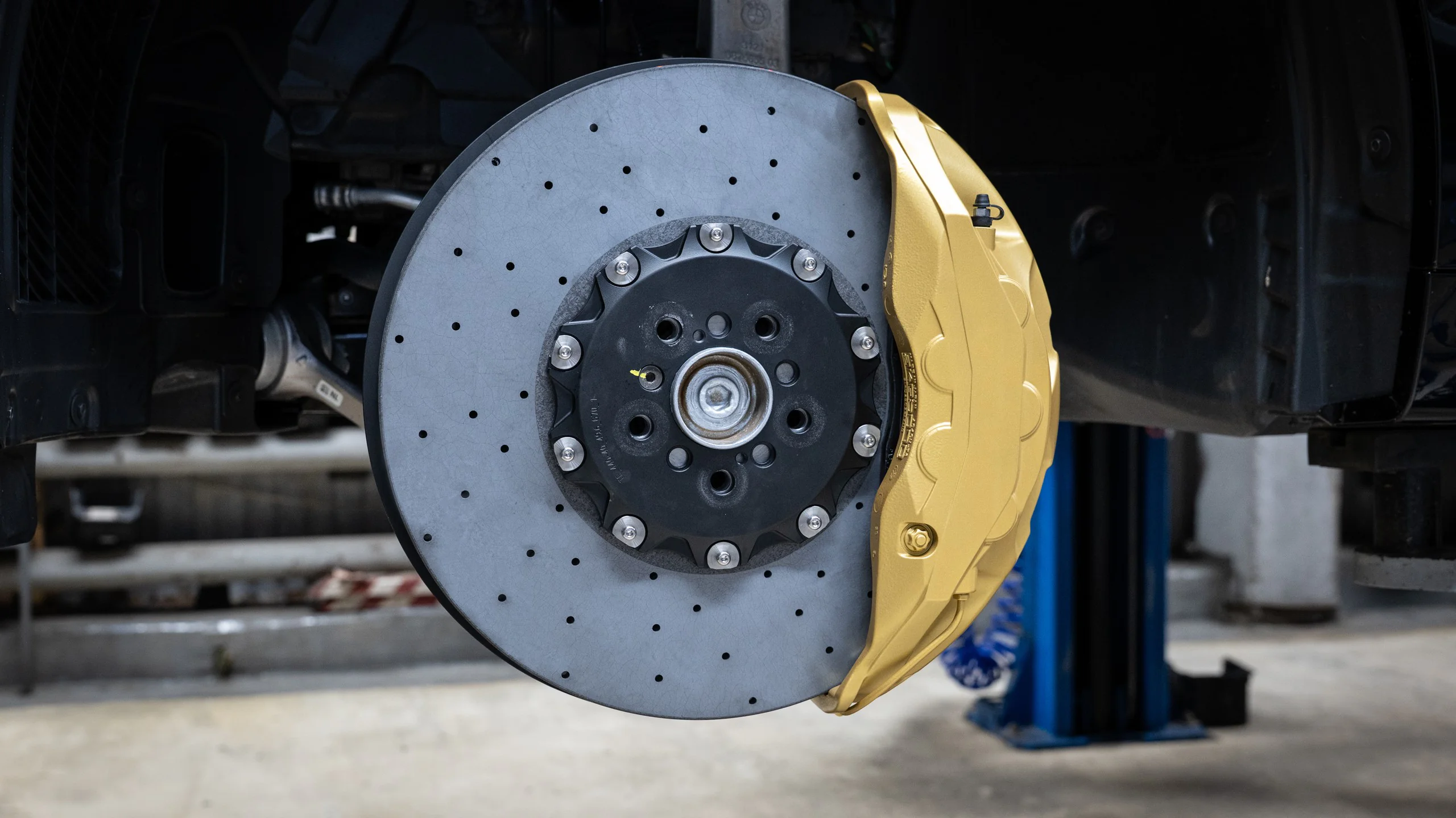 Carbon-ceramic brake system for BMW G07 14 | Carbon-ceramic brake system for BMW G07 Carbon-ceramic brake system for BMW G07 Picture 14