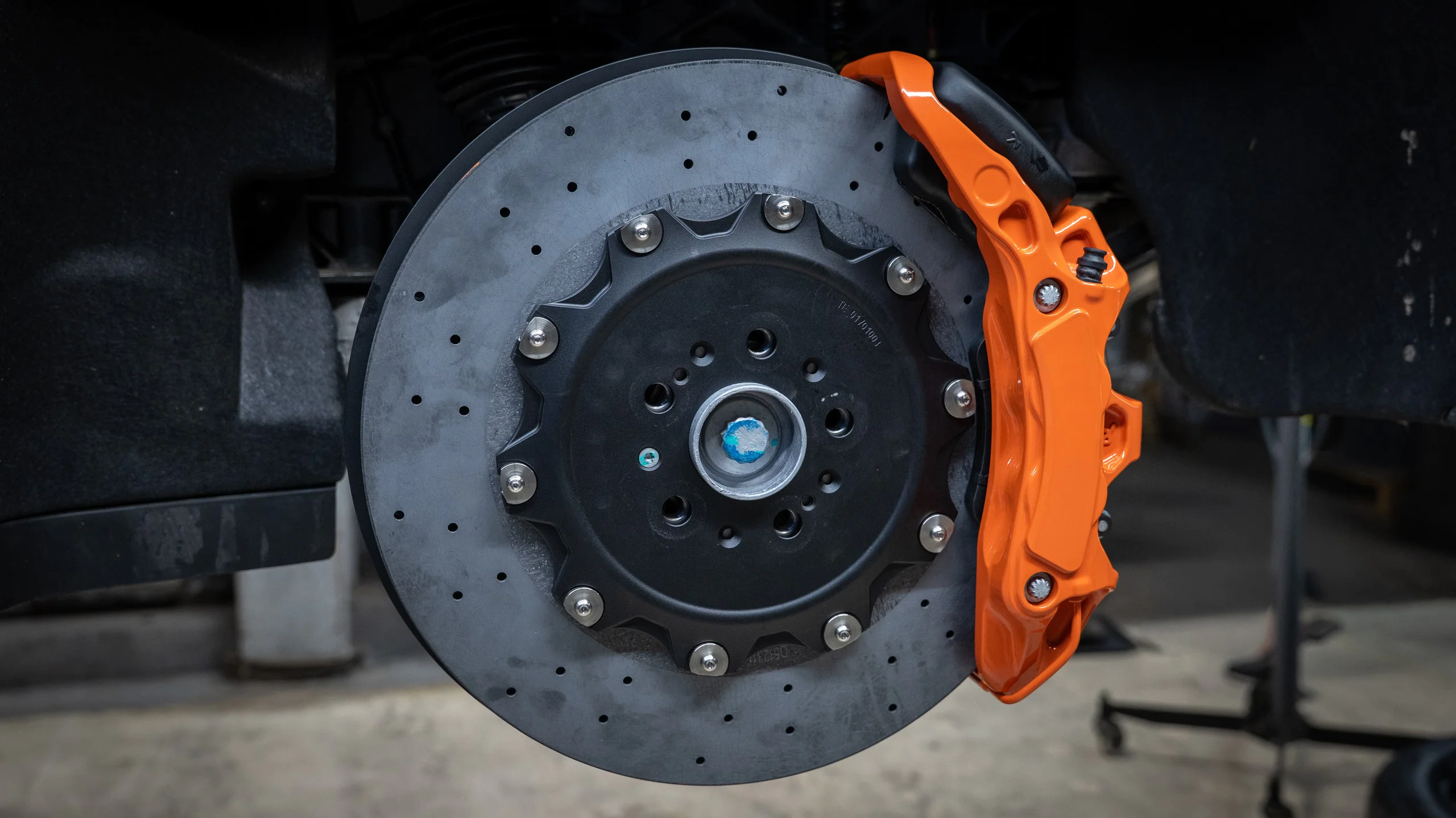 Carbon-ceramic brake system for Zeekr 9X 14 | Carbon-ceramic brake system for Zeekr 9X Carbon-ceramic brake system for Zeekr 9X Picture 14