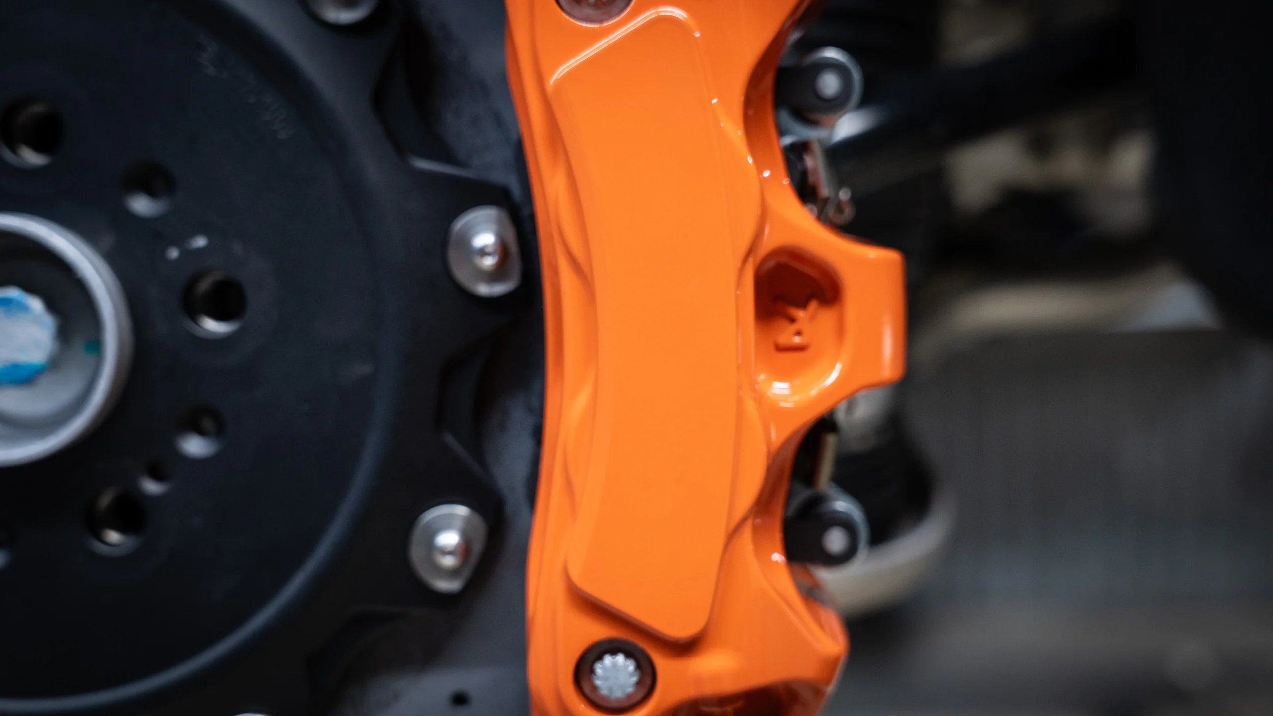 Carbon-ceramic brake system for Zeekr 9X 16 | Carbon-ceramic brake system for Zeekr 9X Carbon-ceramic brake system for Zeekr 9X Picture 16