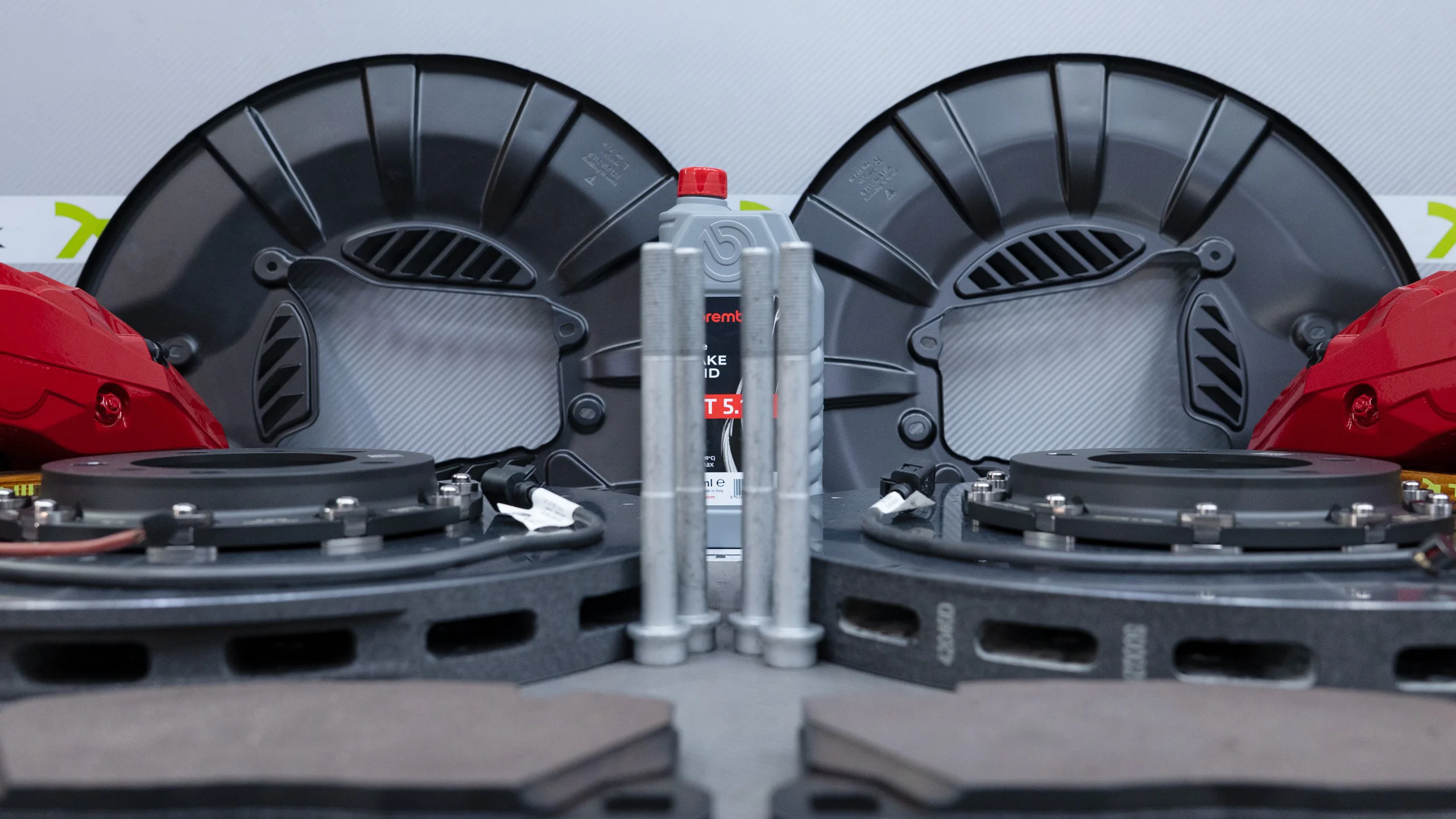 Carbon-ceramic brake system for Porsche Panamera Picture 3