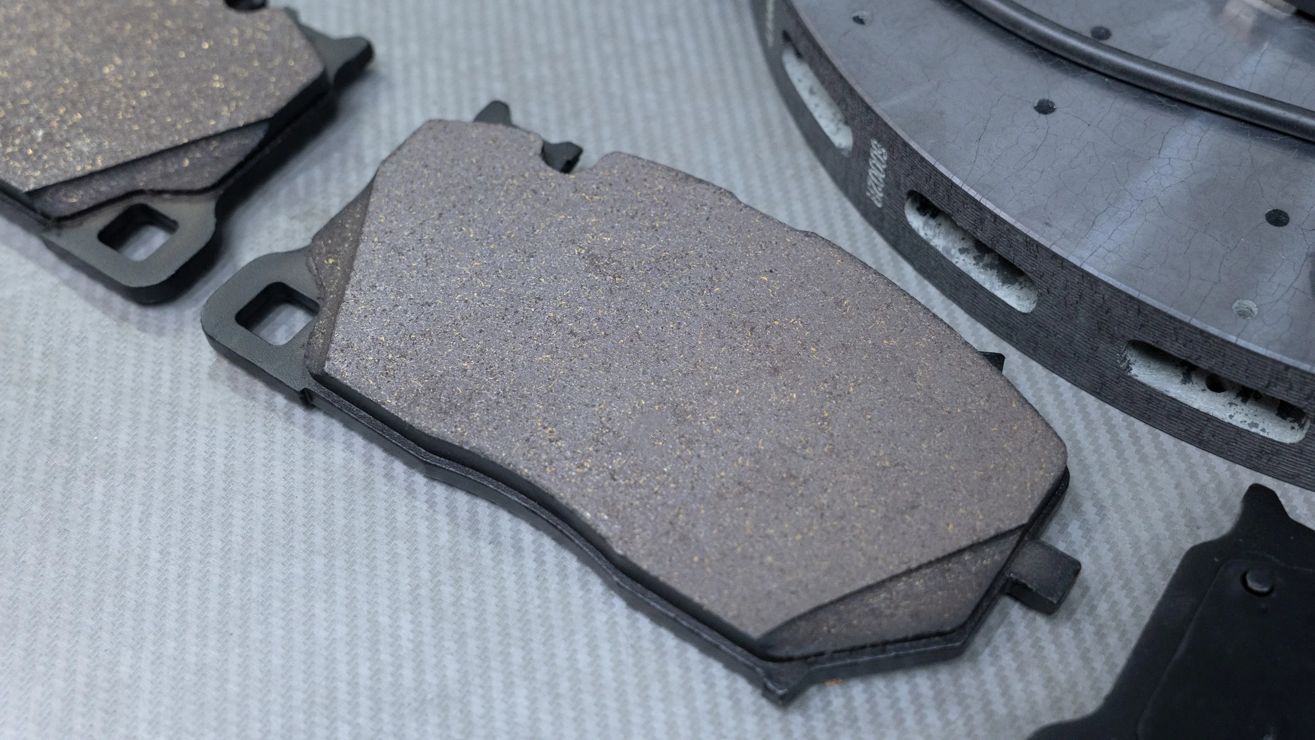 Carbon-ceramic brake system for Porsche Panamera Picture 8
