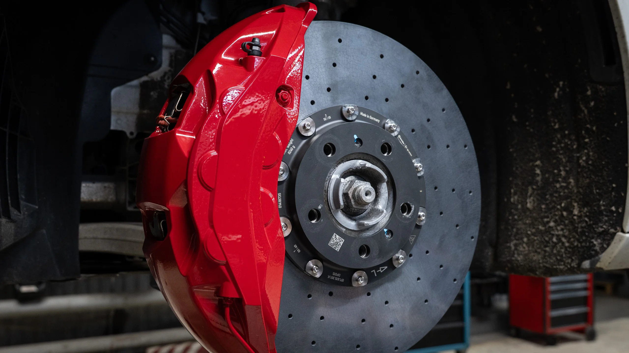 Carbon-ceramic brake system for Porsche Panamera Picture 18