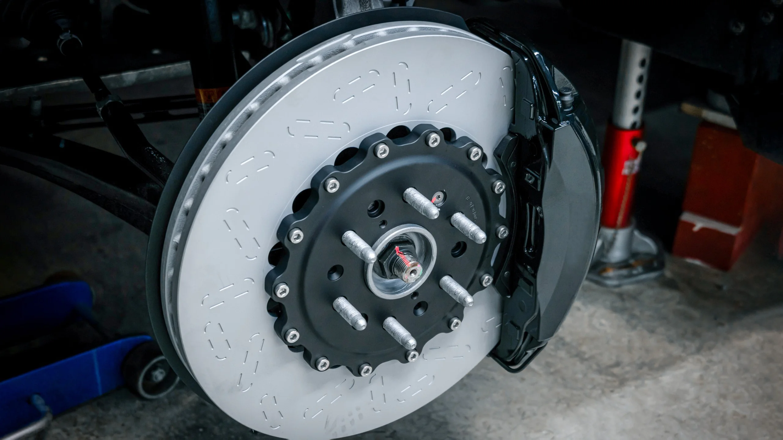 Upgrade kit for Cadillac Escalade brake system