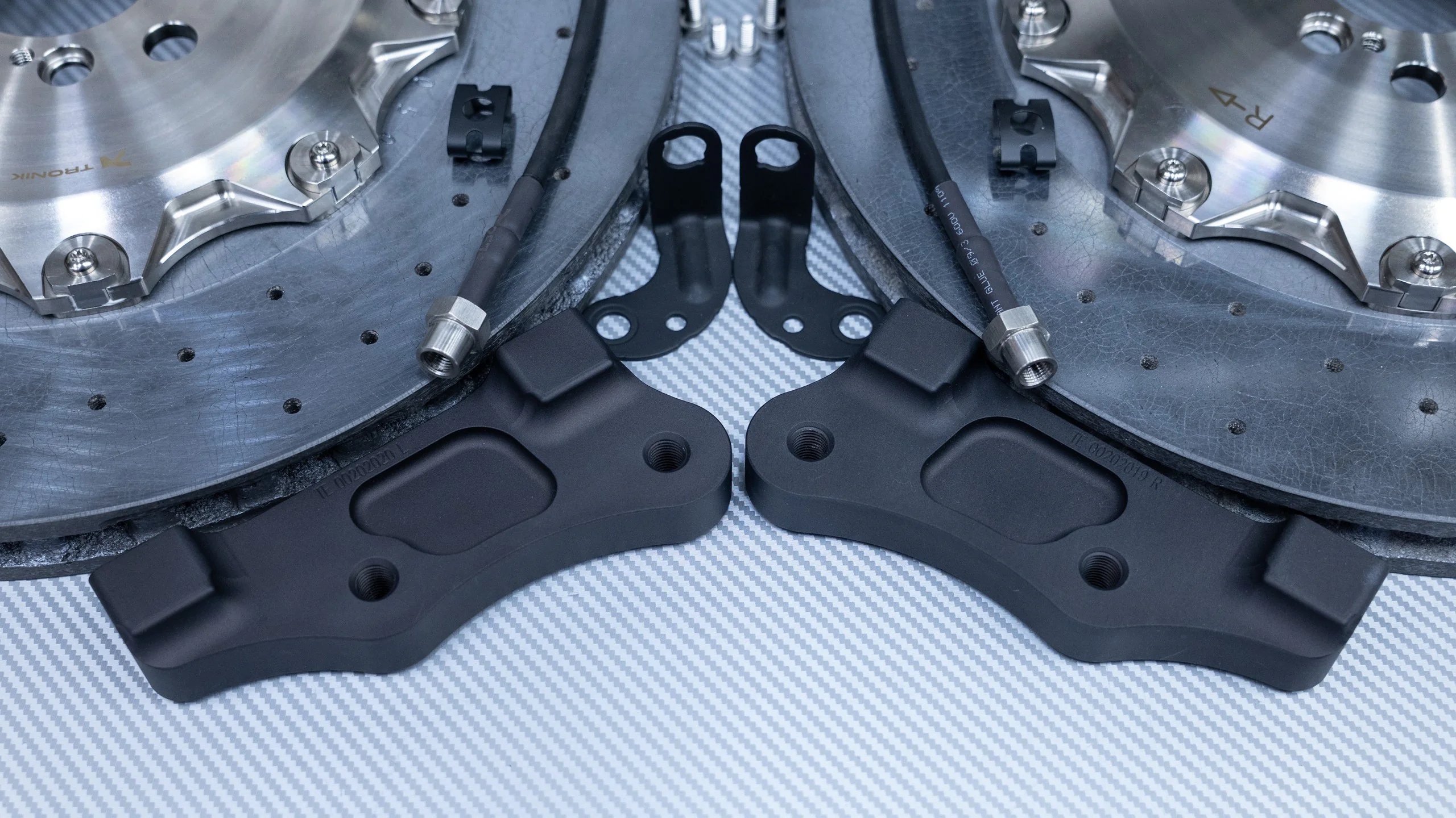 Carbon-ceramic brake system for Rolls-Royce Cullinan 2 | Carbon-ceramic brake system for Rolls-Royce Cullinan Carbon-ceramic brake system for Rolls-Royce Cullinan Picture 2