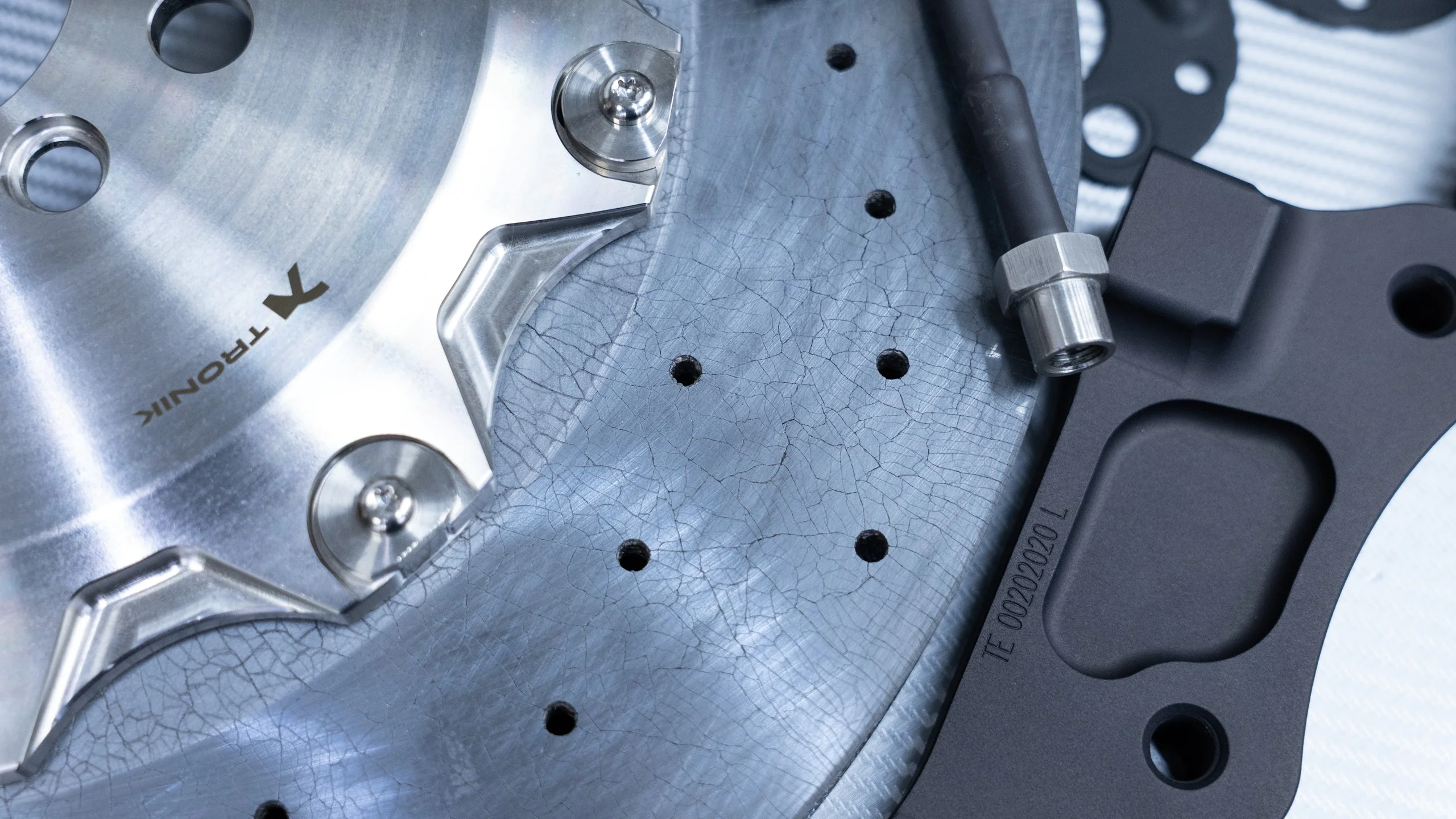 Carbon-ceramic brake system for Rolls-Royce Cullinan 5 | Carbon-ceramic brake system for Rolls-Royce Cullinan Carbon-ceramic brake system for Rolls-Royce Cullinan Picture 5