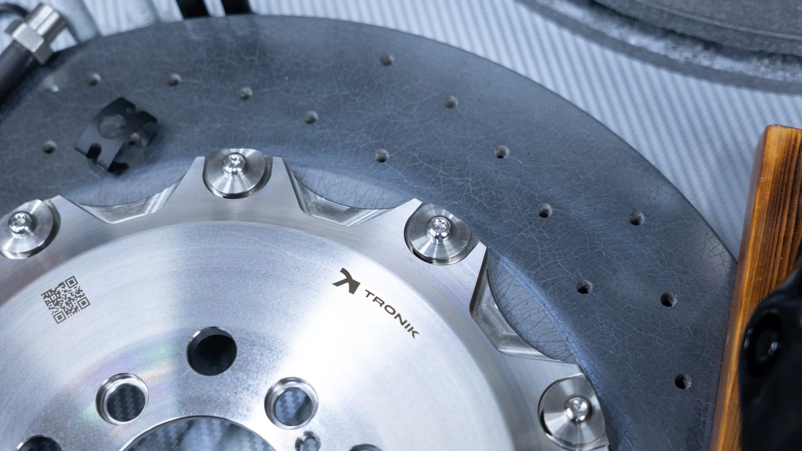 Carbon-ceramic brake system for Rolls-Royce Cullinan 12 | Carbon-ceramic brake system for Rolls-Royce Cullinan Carbon-ceramic brake system for Rolls-Royce Cullinan Picture 12